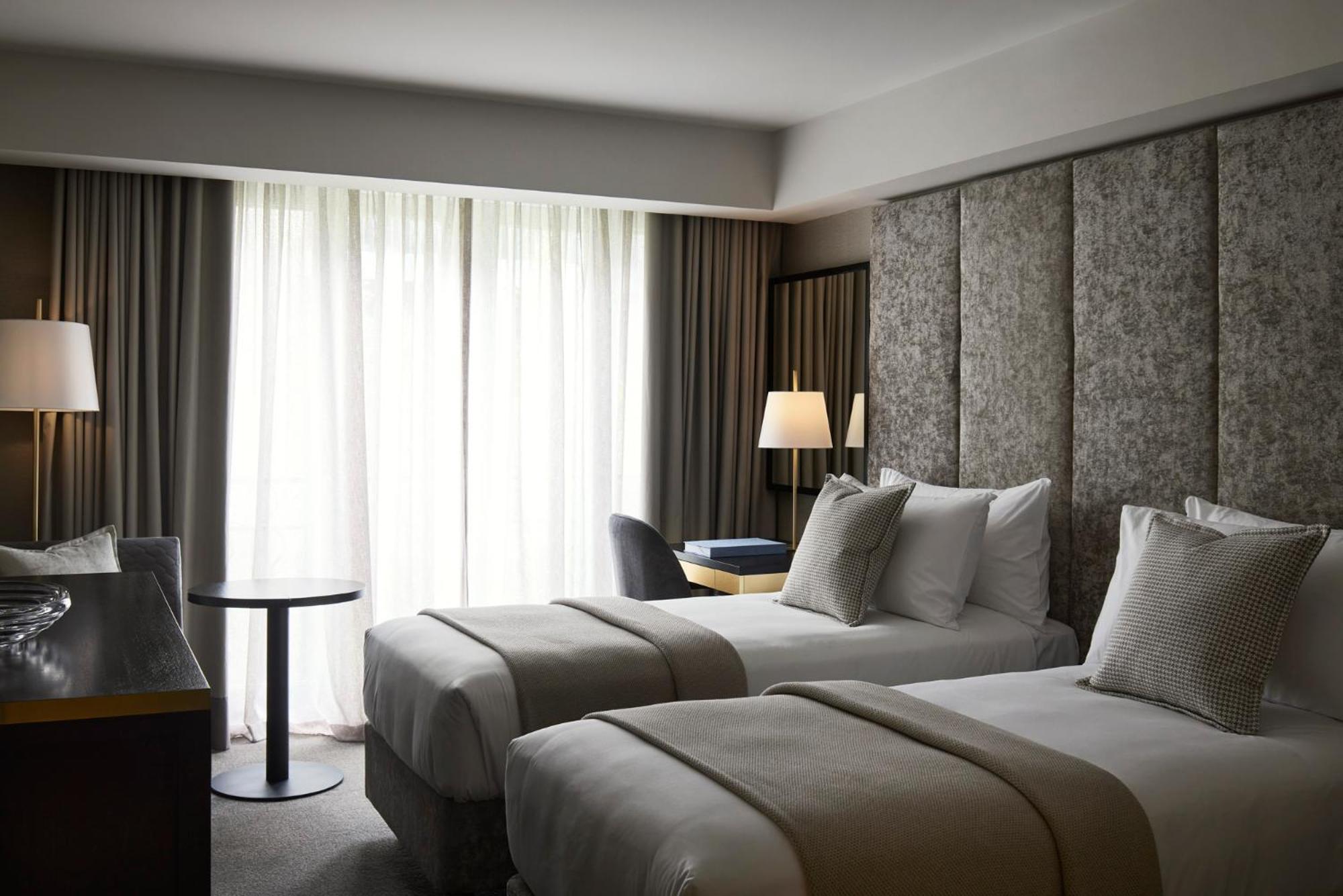 The Lyall Melbourne Room photo